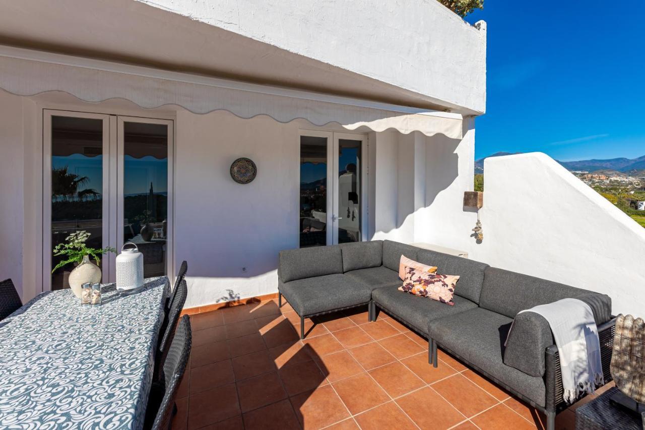 2 Bedroom With Sea And Mountain Views, Pool Marbella Exteriér fotografie